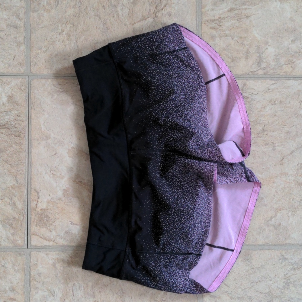 EUC! RARE Lululemon Speed Up Shorts Black w/pink speckles!!